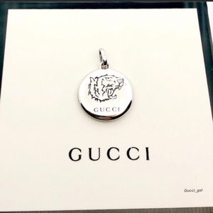 New Gucci Blind For Love Reversible Tiger Charm